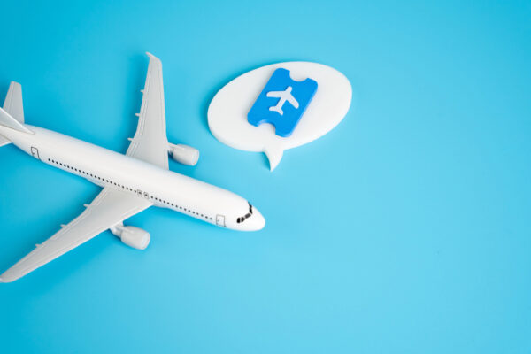 Top 5 Flight Alert Services That’ll Save You Hundreds (Without the Headache)